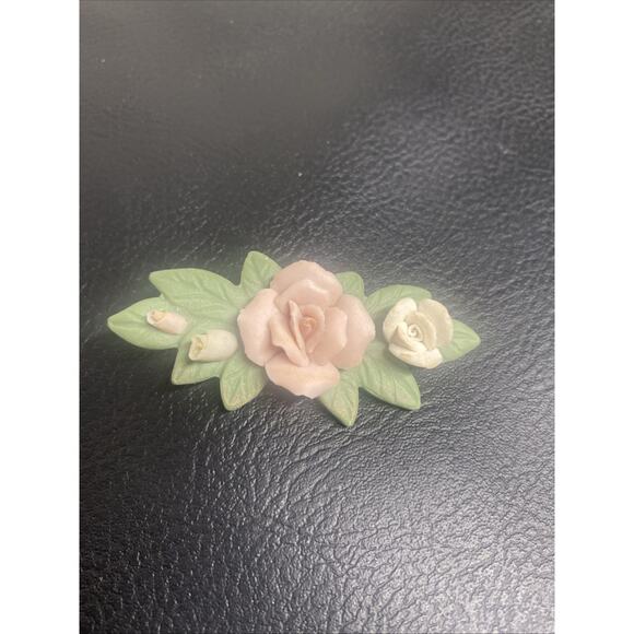Vtg Victorian Porcelain China Rose Flower Brooch Pin Bar Figural 2.5” - Picture 1 of 4